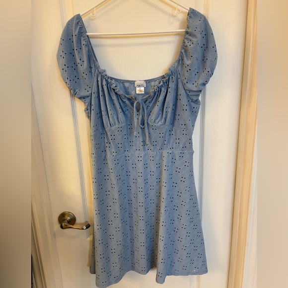 Rue21 Dresses & Skirts - Women’s Rue21 Sky Blue Eyelet Tie Dress Size XXL